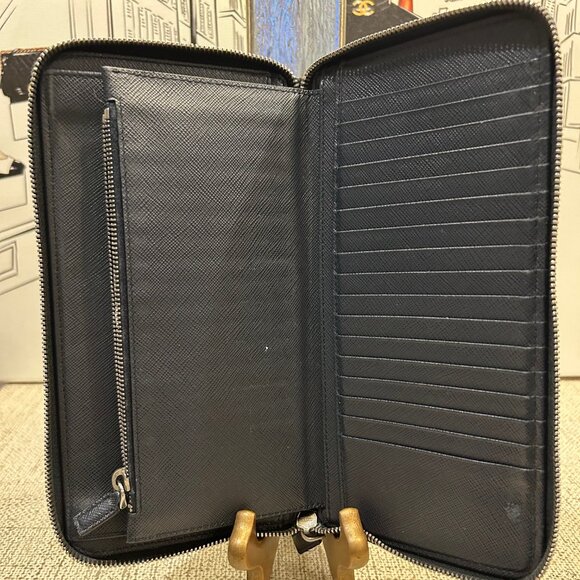 Prada Blue Saffiano Zippy Organizer - Picture 3 of 12